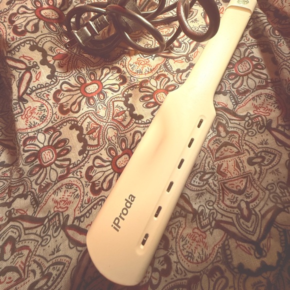 New w/o box.Professional highly rated IPRODA hair straightener!Out of stock - Picture 5 of 13